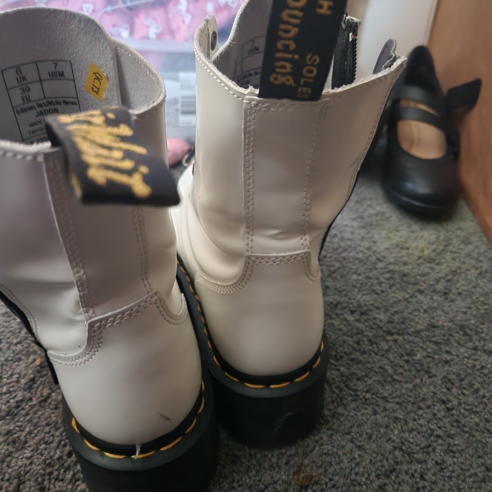 Dr. Martens White Leather Platform Lace-Up Boots with Black Laces - Picture 8 of 9